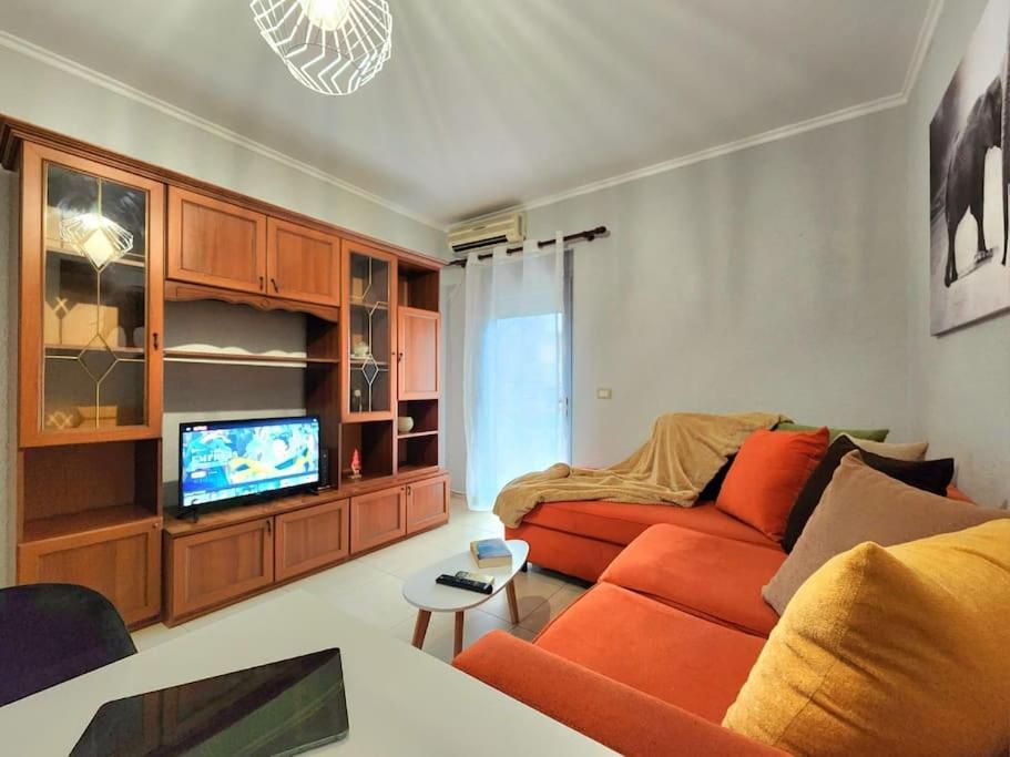 One Bd Flat Near Center With 24H Self Check In Apartment Tirana Exterior photo
